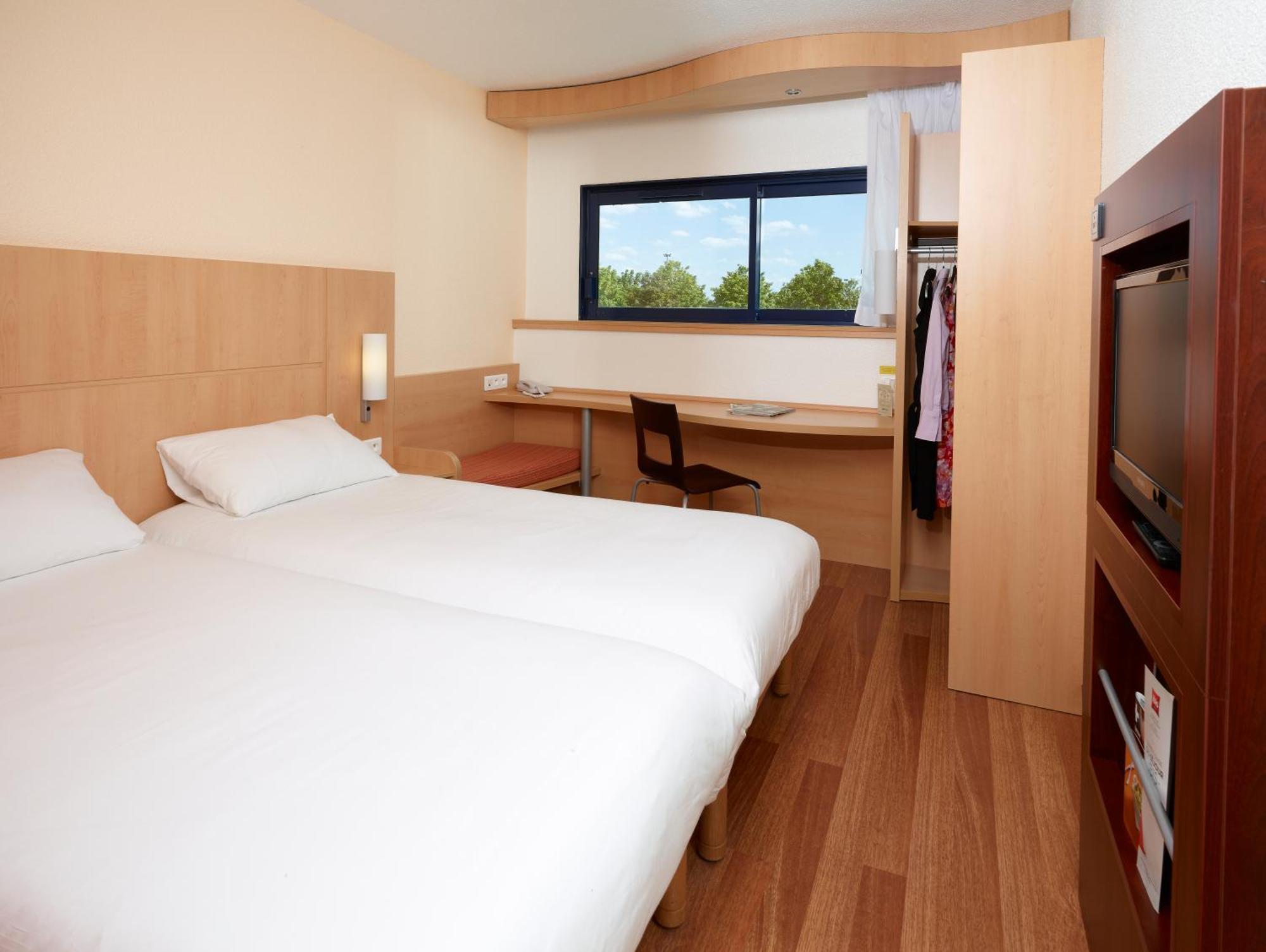 Ibis Site Du Futuroscope Hotel Chasseneuil-du-Poitou Room photo